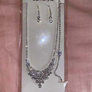 COPY - Necklace and earring set